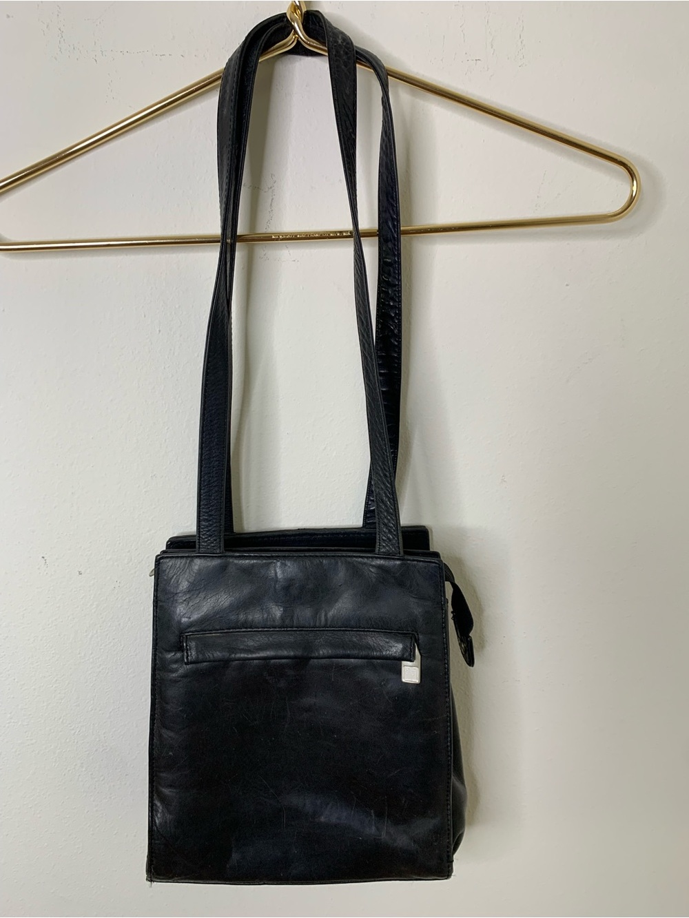 Purse vintage leather medium Sleek Black Shoulder Bag with Long Strap